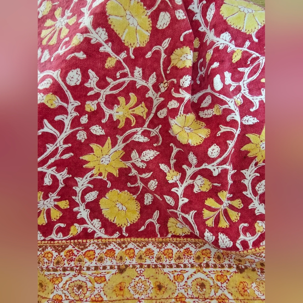 Pottery Barn French Country Red Yellow Floral Paisley Cotton Runner 16 X 90 EUC